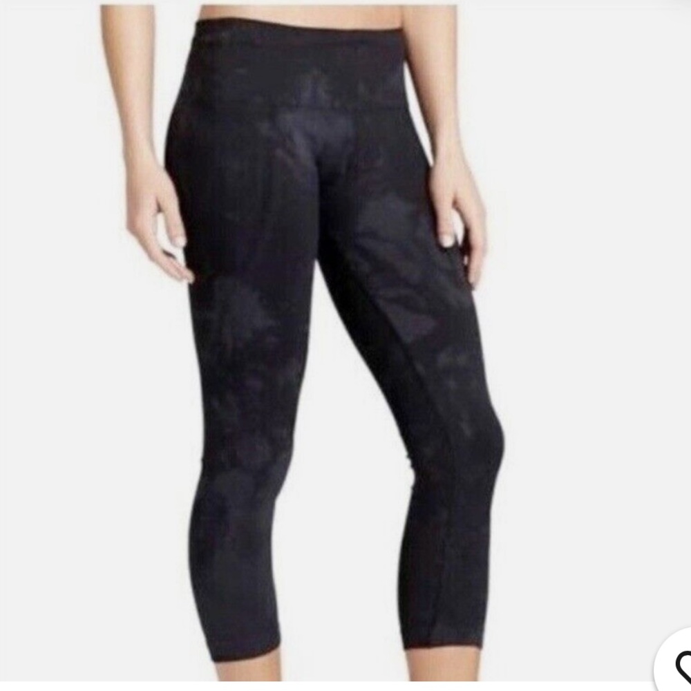 Athleta ReCharge Tie Dye Capri Leggings medium black grey